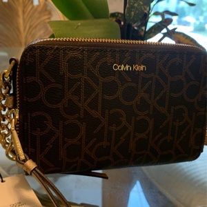 Calvin Klein crossbody